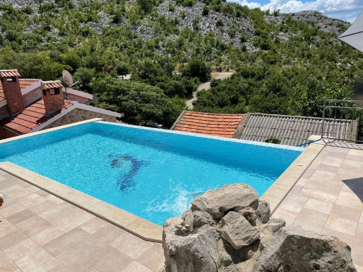 Lovely Holiday Home In Starigrad Eksteriør bilde